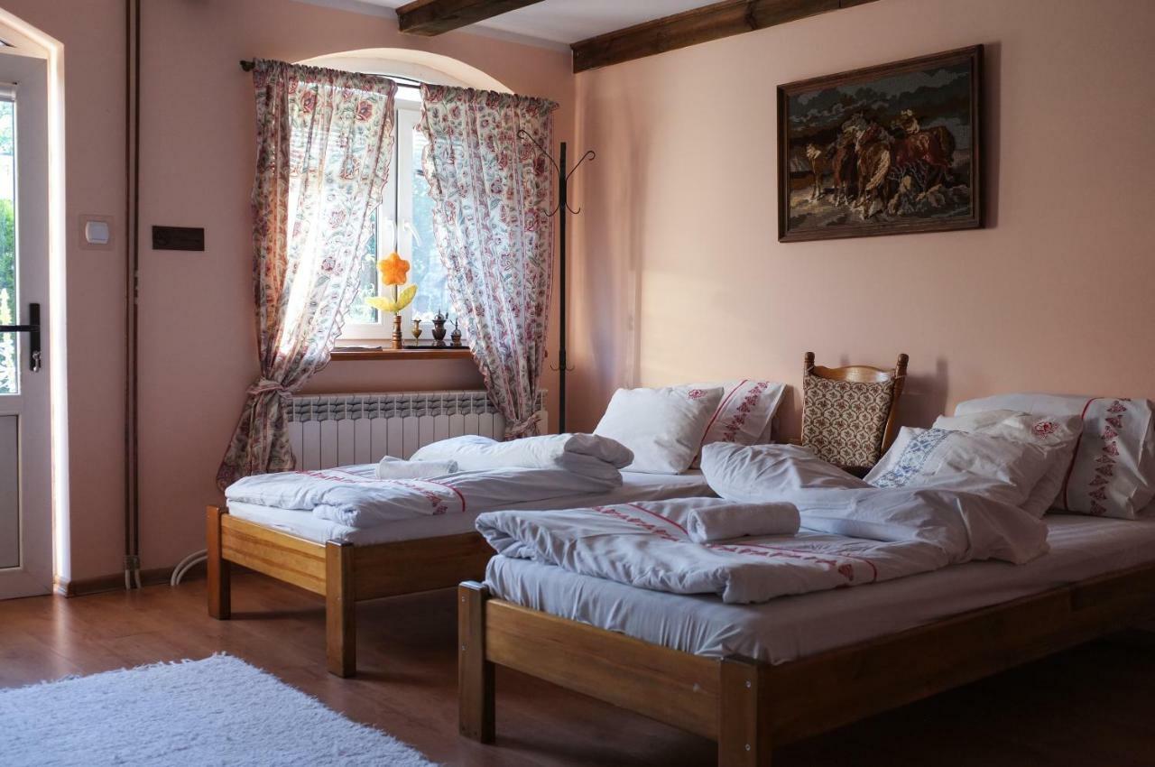 Zajazd Wiejski Szczechy Wielkie Exterior foto